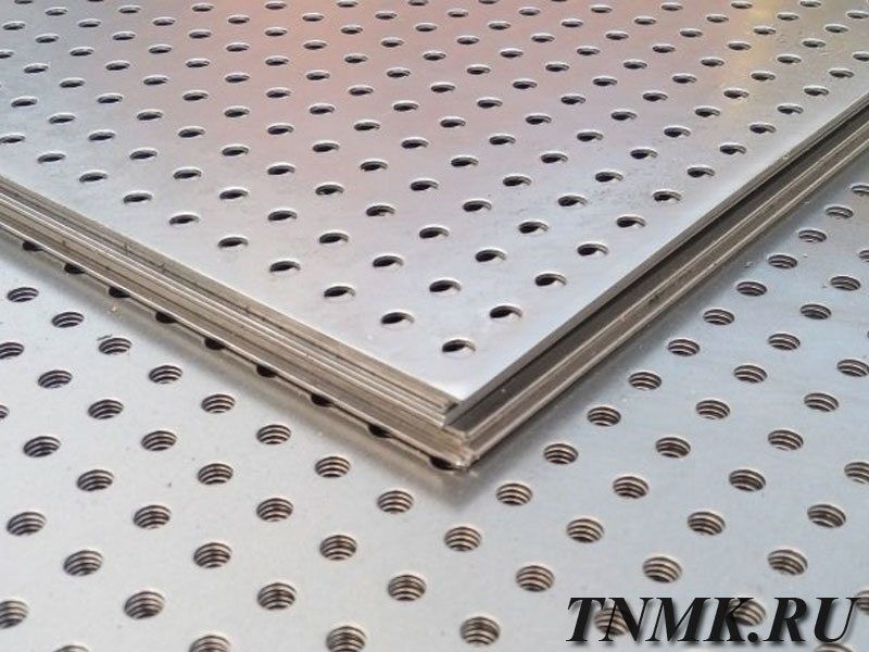 Лист перфорированный алюминиевый 1,5х1000х2000 мм Rv 3,0-5,0